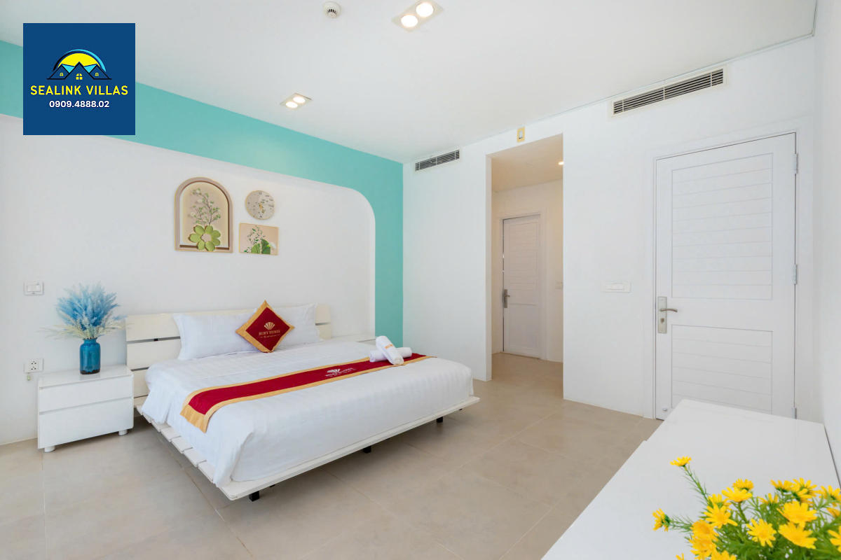 Villa D3 được thiết kế 1 trệt, 1 lầu với tổng cộng 6 phòng ngủ